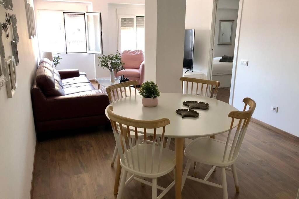 Beautiful And Renovated Apartment In The Center Valencia Exterior photo