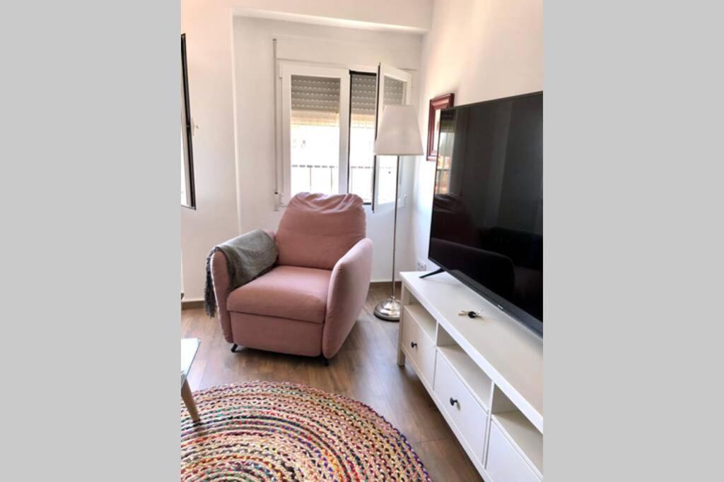 Beautiful And Renovated Apartment In The Center Valencia Exterior photo