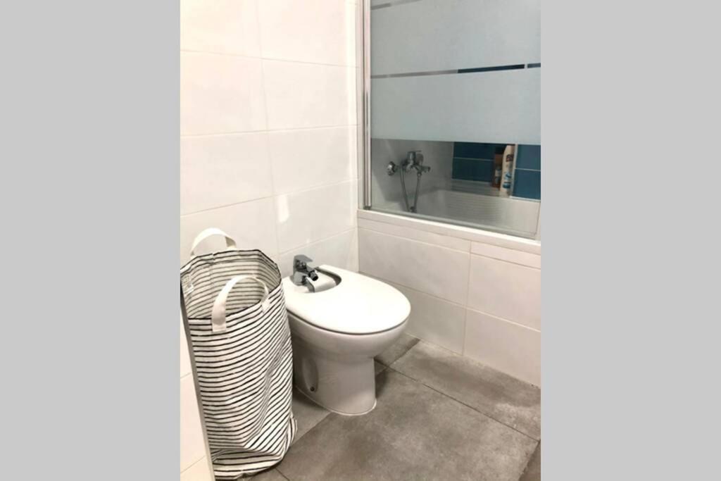 Beautiful And Renovated Apartment In The Center Valencia Exterior photo