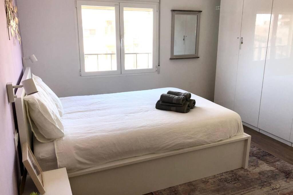 Beautiful And Renovated Apartment In The Center Valencia Exterior photo